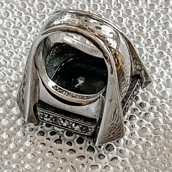 JUDITH LEIBER | Crystal Christo Cocktail Ring | Obsidian & Gunmetal | size 7 - Picture 8 of 14